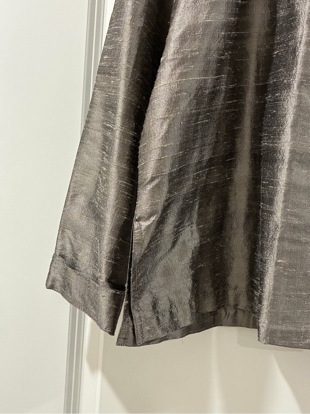 💯 Silk Large Evening Formal top Silver Metallic Gray Button-down Blouse w/collar - Picture 10 of 16
